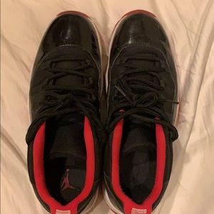 Air Jordan 11 Bred